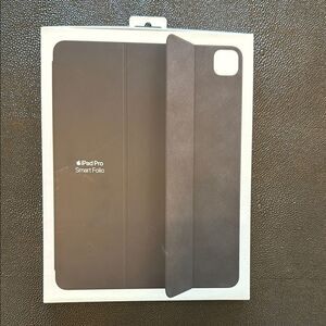 Apple Black iPad Pro 12.9” Case Smart Folio